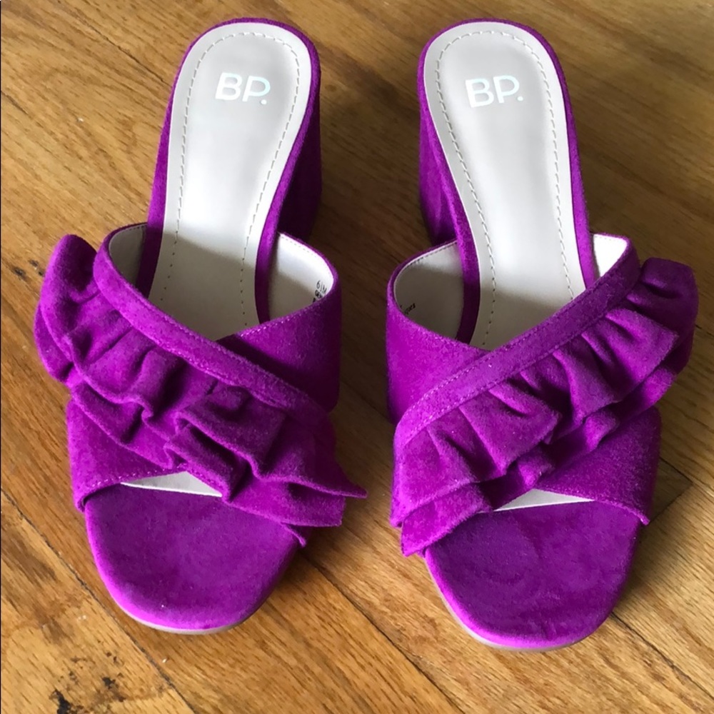 Ruffle Slip On